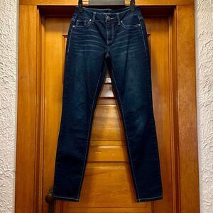 Maurices Dark Blue Wash Jeggings Women’s Extra Small Regular